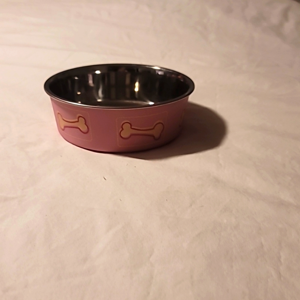 Stainless steel dog bowl